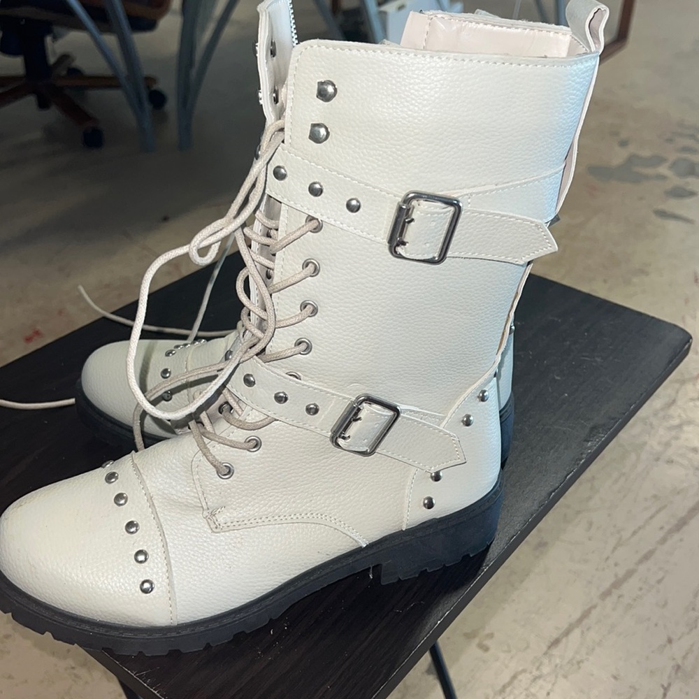 Beige combat boots